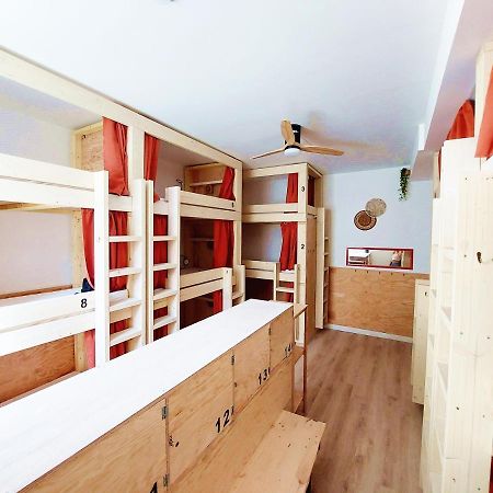 Coast - Utopy Hostel Biarritz Exteriör bild